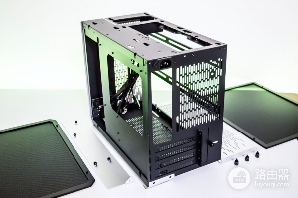 桌面电脑越小越好(电脑桌面特别小)