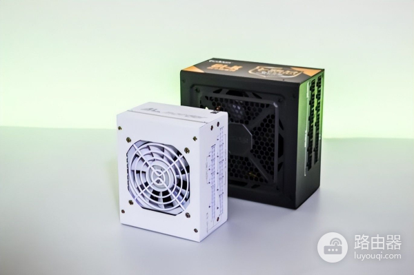 桌面电脑越小越好(电脑桌面特别小)