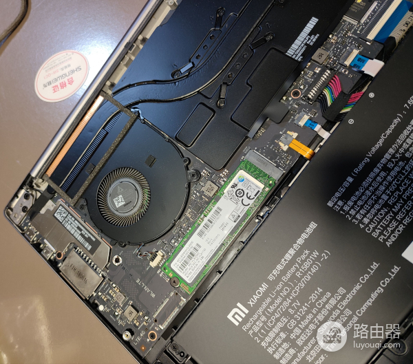 小米笔记本15.6电池鼓包问题如何解(小米笔记本电池鼓包解决方案)