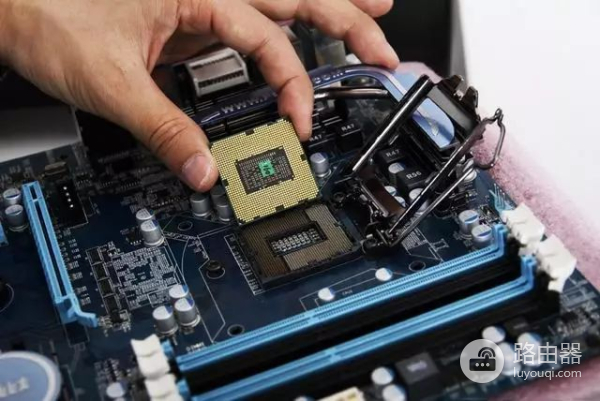 最简单的电脑组装小教程(电脑组装全教程)