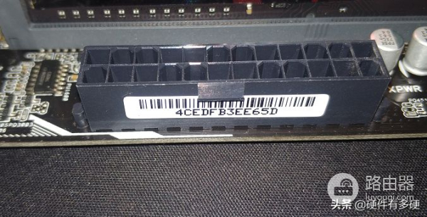 电脑机箱跳线该怎么接(电脑机箱跳线接法图解)