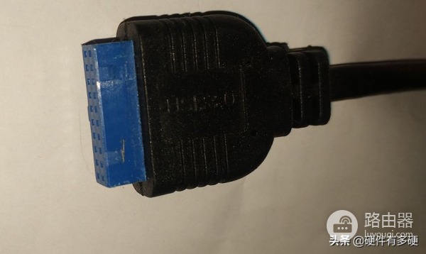 电脑机箱跳线该怎么接(电脑机箱跳线接法图解)