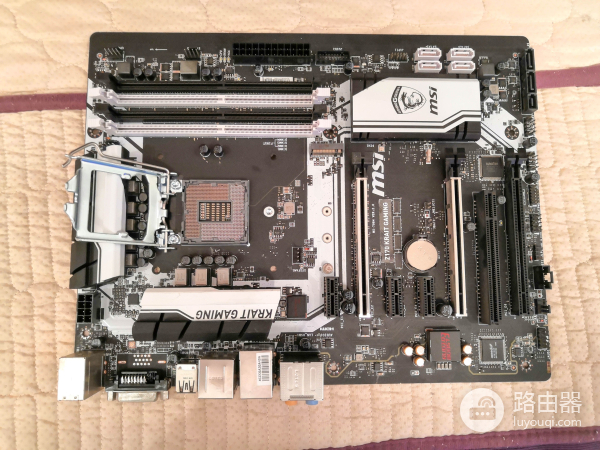 打工仔的电脑坏了自己修(修电脑的把电脑弄坏了)