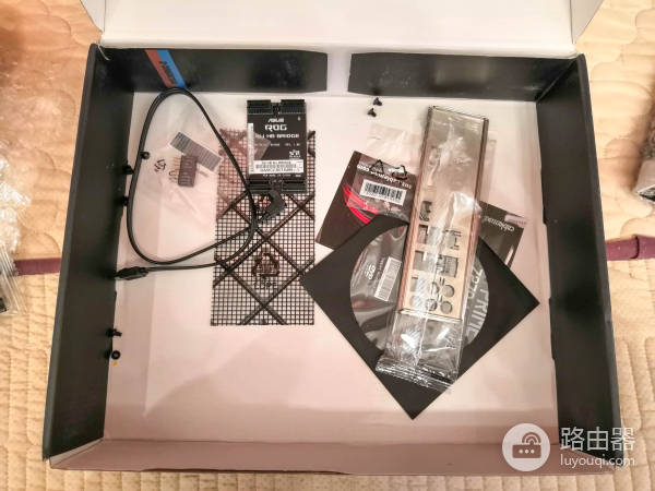 打工仔的电脑坏了自己修(修电脑的把电脑弄坏了)