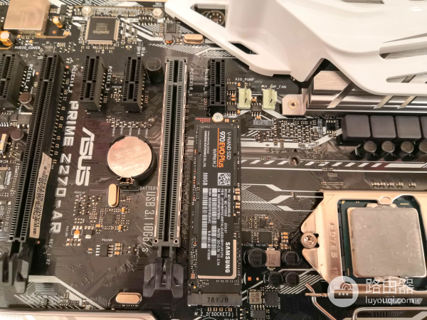 打工仔的电脑坏了自己修(修电脑的把电脑弄坏了)