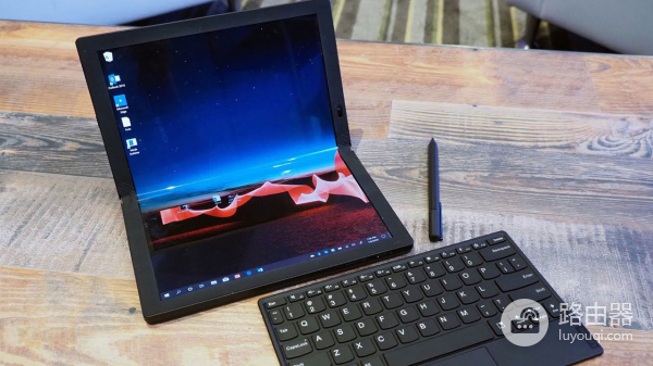 屏幕可折叠的笔记本电脑(能折叠的笔记本电脑)