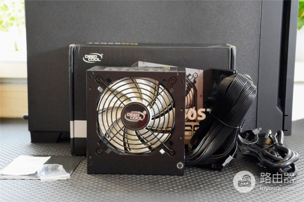 用淘汰硬件给弟弟装个游戏电脑,这配置玩几年,附装机过程