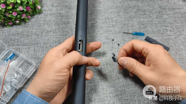 自己动手修复米家显示器挂灯接触不良(米家显示器挂灯维修)