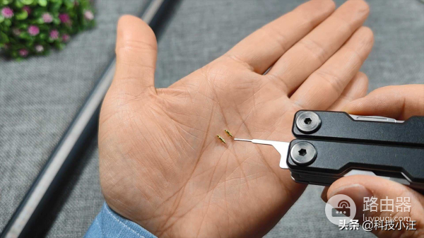 自己动手修复米家显示器挂灯接触不良(米家显示器挂灯维修)