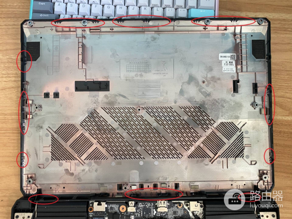 笔记本电脑升级内存(如何增加电脑的内存)