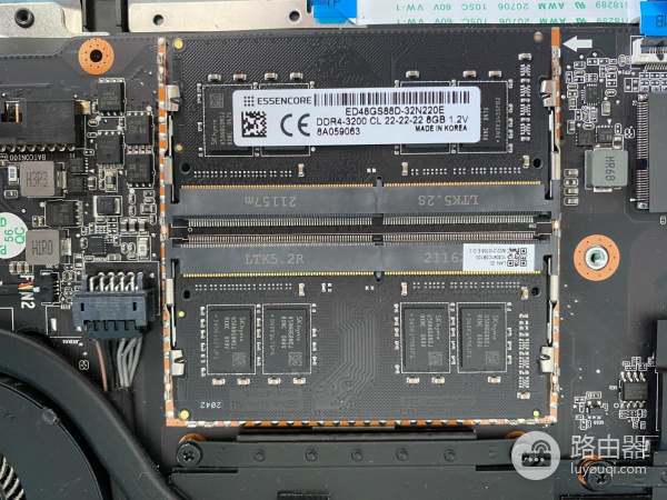 笔记本电脑升级内存(如何增加电脑的内存)