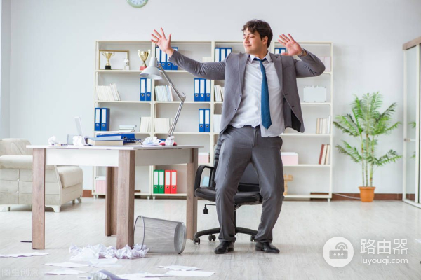 局域网内如何对员工上网行为进行管控(如何控制局域网的电脑)