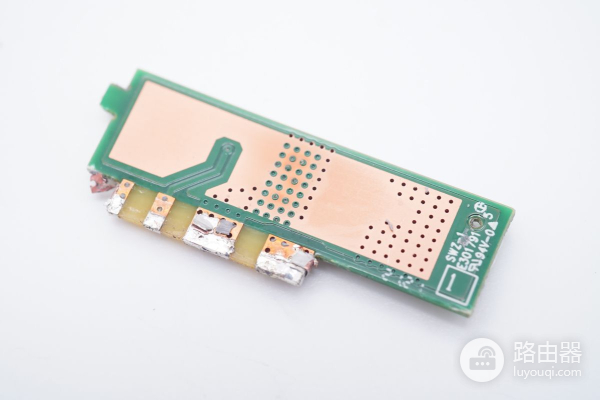 外星人笔记本电脑标配240W电源拆解(外星人笔记本拆解图)