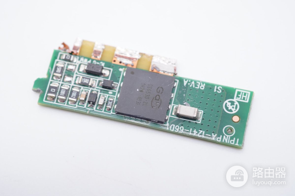 外星人笔记本电脑标配240W电源拆解(外星人笔记本拆解图)