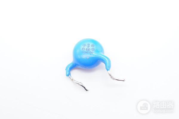 外星人笔记本电脑标配240W电源拆解(外星人笔记本拆解图)