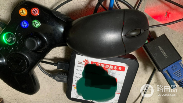 闲置电脑显示器+多余电视盒子=桌面~卧室~书房多媒体