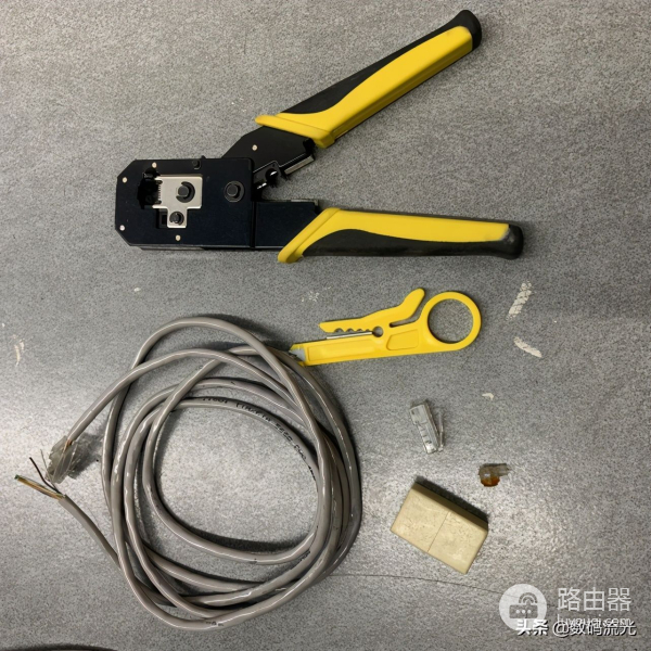 网线到底要怎么接(如何给电脑接网线)