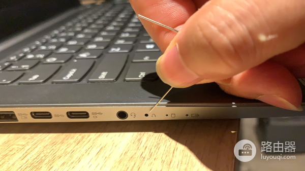 电脑开机后系统引导不进去怎么办(电脑开机没引导怎么办)