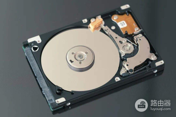 舰用电脑和普通个人电脑有多大的区别？