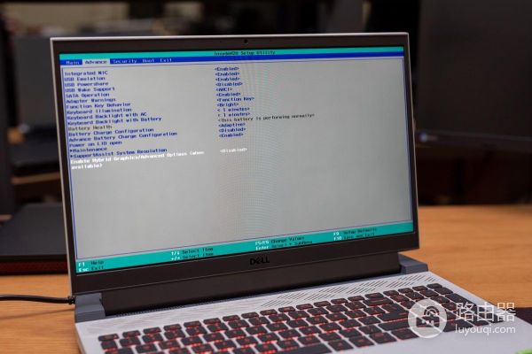 如何清理维护你的笔记本电脑(自己怎么清理笔记本电脑)