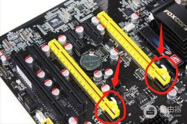 不会安装电脑显卡(不会安装电脑显卡怎么办)