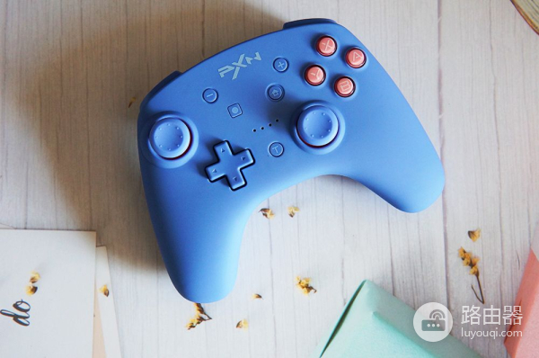 电脑和Switch通吃:莱仕达PXN-9607X游戏手柄体验