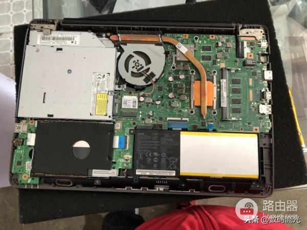 老电脑是卖掉还是吃灰(老电脑是卖掉还是吃灰了)