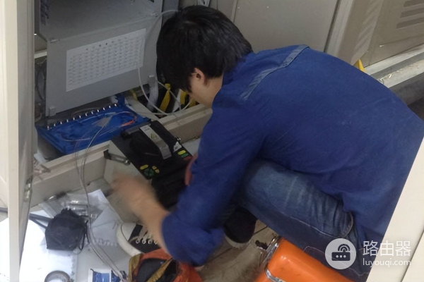 如何让WiFi网络稳定不跳ping?搞清楚跳ping的原因,就知道咋办了