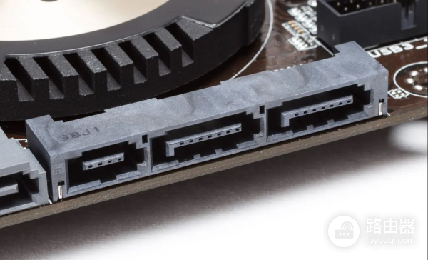 M.2接口的显卡你见过吗?笑谈电脑接口非常规用途