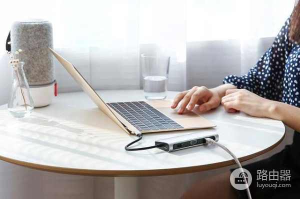 一个扩展坞居然可以解决这么多痛点，将Type-C接口发挥到极致