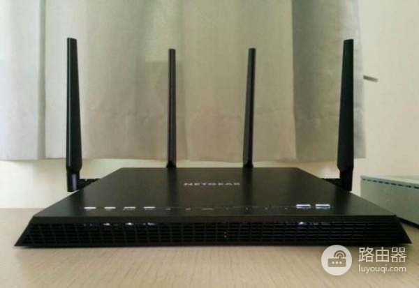 如何选购高性能的双千兆路由(千兆路由器选择哪个好点)
