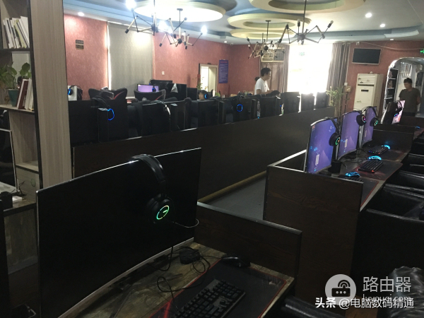 托人在网吧买电脑算不算聪明(托人在网吧买电脑算不算聪明一点)