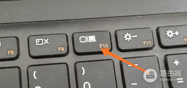 怎样把电脑屏幕投射到电视机上(电脑连接电视如何全屏)