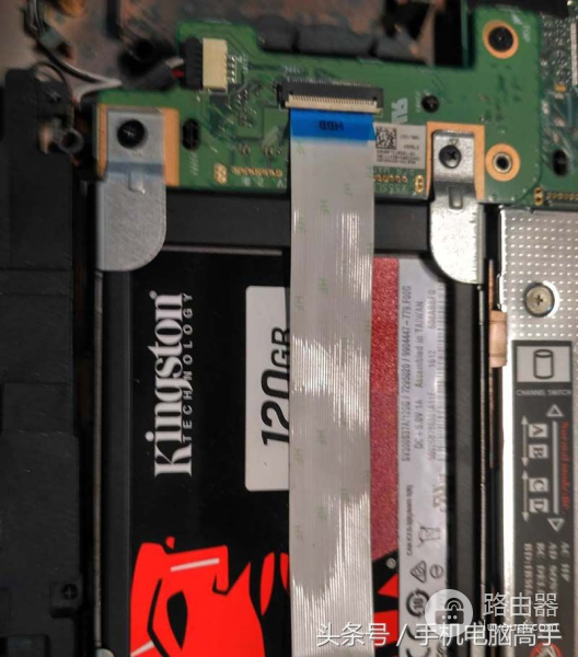 华硕A555L笔记本怎么拆机(如何拆华硕电脑)