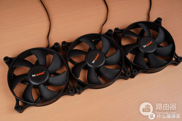 怎么给电脑降噪(如何降低电脑噪音)