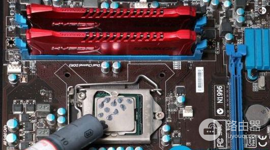 台式电脑清理灰尘的详细步骤及图文(如何清理台式电脑灰尘)