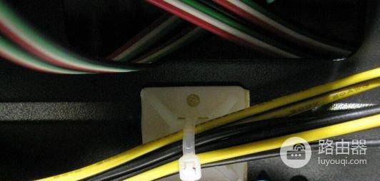 台式电脑清理灰尘的详细步骤及图文(如何清理台式电脑灰尘)