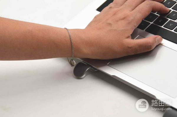 笔记本电脑的最佳伴侣(笔记本好用)