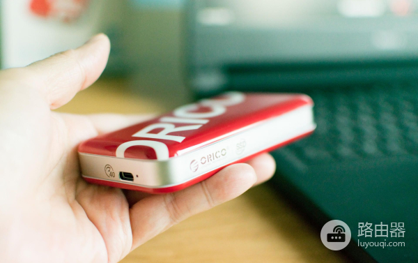 拯救硬盘容量不够的笔记本电脑(笔记本电脑固态硬盘容量小怎么办)