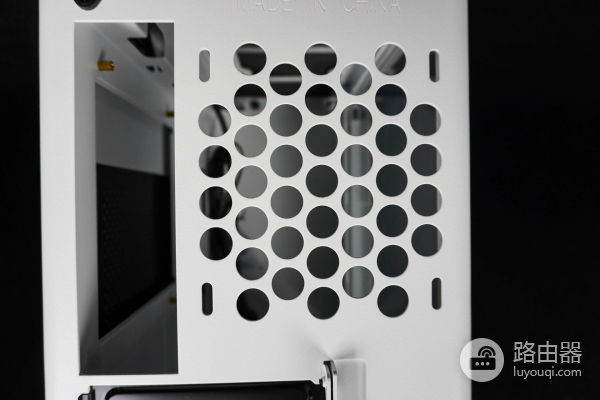 这一次电脑配件搭配有点意思(电脑的配件如何搭配)