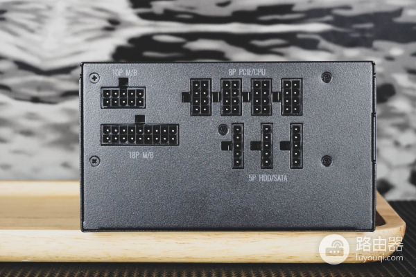 这一次电脑配件搭配有点意思(电脑的配件如何搭配)