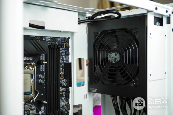 这一次电脑配件搭配有点意思(电脑的配件如何搭配)