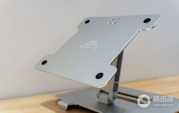 什么样的笔记本支架值得选择(什么样的笔记本支架值得选择买)
