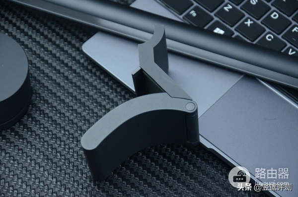 专为电脑而设计的照明设备(专为电脑而设计的照明设备是)