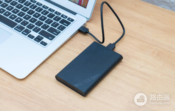 DIY移动硬盘教程(电脑硬盘如何当移动硬盘)