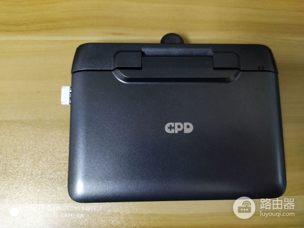 只花十几块钱给WIn10电脑添加蓝牙功能,听歌连键鼠都很轻松!