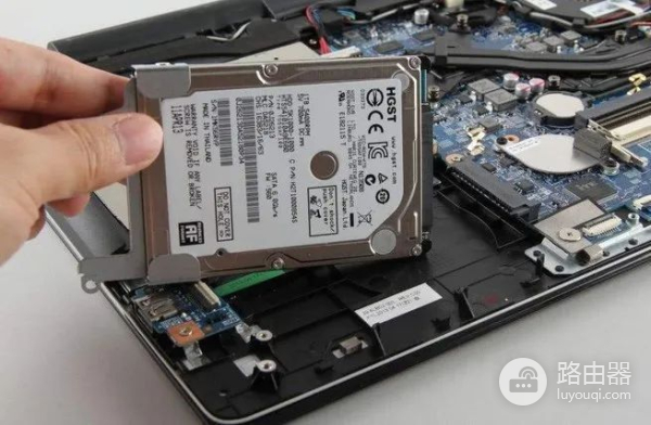 网吧网咖的电脑配置比家里的低(网吧网咖的电脑配置比家里的低怎么办)