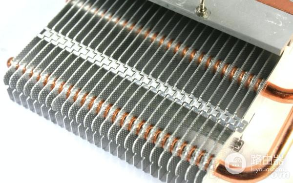 如何快速判断笔记本散热性能的优劣(如何看笔记本电脑的好坏)