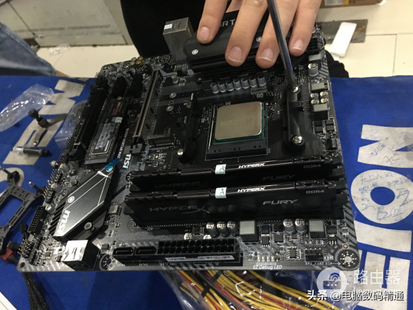 电脑年限长了应该怎么升级硬件配置(电脑用久了怎么升级硬件)