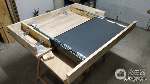 如何自己动手制作一个水冷一体电脑桌(如何自制电脑桌)